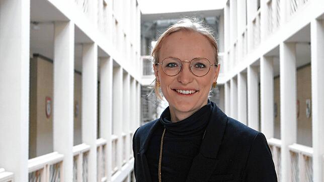 Maria Kaufhold ist seit Januar 2023 die neue Leiterin des Amtes für Nahverkehr und Schülerbeförderung im Landratsamt Konstanz.