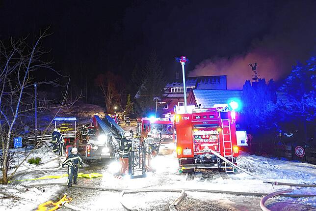 Bild 35: Brand im Hotel Walkenmühle in Bonndorf - die Bilder