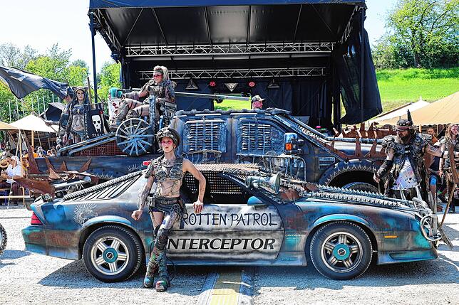 Die Rotten Raptors bringen die Postapokalypse nach Aach.