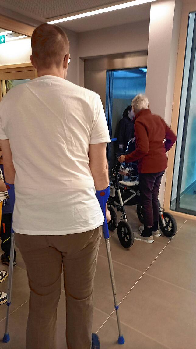 Das neue Pflegeheim verfügt sogar über zwei Aufzüge. Fotos: Siegfried Volk