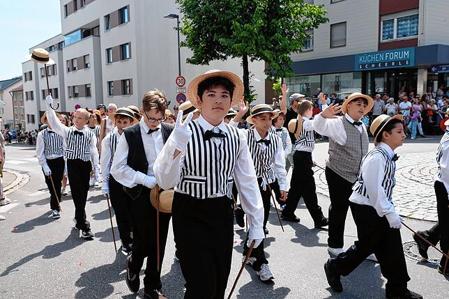 Bild 23: Hier sind die schönsten Bilder vom Seehasen-Jubiläumsfestzug