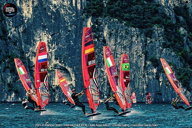 Sebastian Kördel startete im Mai bei den internationalen IQ Foil Games am Gardasee in Italien.
