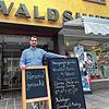 Personalmangel ist gerade ein großes Thema in der Gastronomie. Auch Daniel Rönnau vom &bdquo;Waldshuter Hof&ldquo; überlegt derzeit, die ...