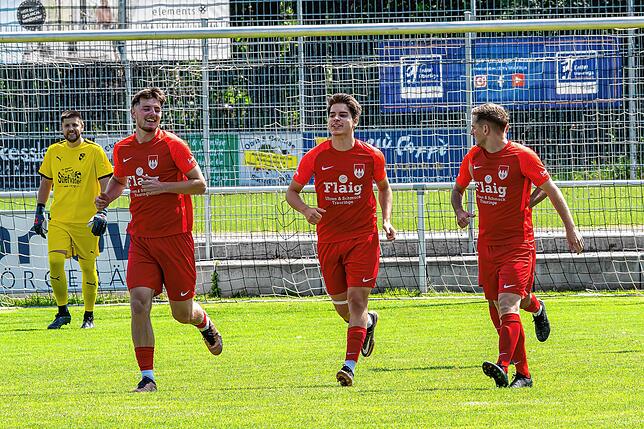 Bild 2: FC Wittlingen gewinnt Pokalpartie gegen FC Tiengen 08 mit 3:1 &ndash; wir haben Bilder!