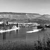 Bad Säckingen und die Rheinlandschaft in den 70er Jahren ohne die neue Fridolinsbrücke, im Hintergrund ist die alte Holzbrücke zu erkennen.