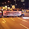 (Archivbild) Wieder geht der Demonstrationszug über die Alte Rheinbrücke: Zum zweiten Mal nach dem 24. Januar (unser Bild) findet in ...