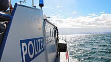 Die Wasserschutzpolizei (hier ein Symbolbild) wurde im August 2024 zu einem Wakeboard-Unfall vor Langenargen gerufen.