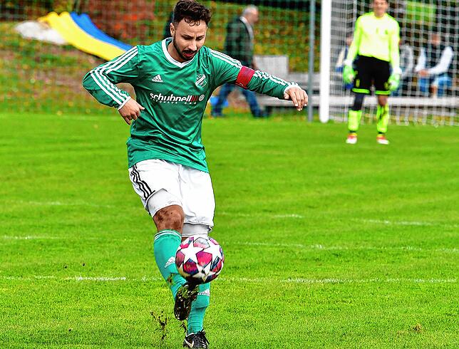 Trikotwechsel: Sportliche Heimat von Fabio Muto ist der FC Zell. Im Sommer wechselt er aber vom Wiesental ins Kandertal zum FC Wittlingen.
