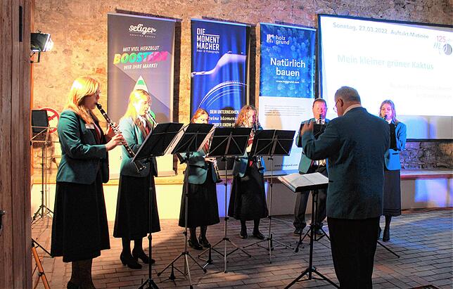Bild 4: Bilder von der Auftaktveranstaltung zum Jubiläumsjahr des Musikvereins Orsingen
