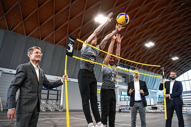 Im Winter 2020/21 bekamen die VfB-Volleyballer die Messehalle A1 als Trainings- und Spielstätte – für zwei Jahre, sicherte ...