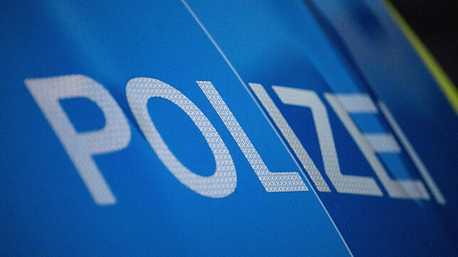 Zu einer üblen Schlägerei kommt es in einer Schwenninger Disko. Die Polizei (Symbolbild) ermittelt.