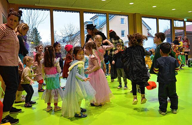 Bild 38: Markdorf feiert Fasnet: Die beeindruckendsten Bilder der Schüler- und Kindergartenbefreiung