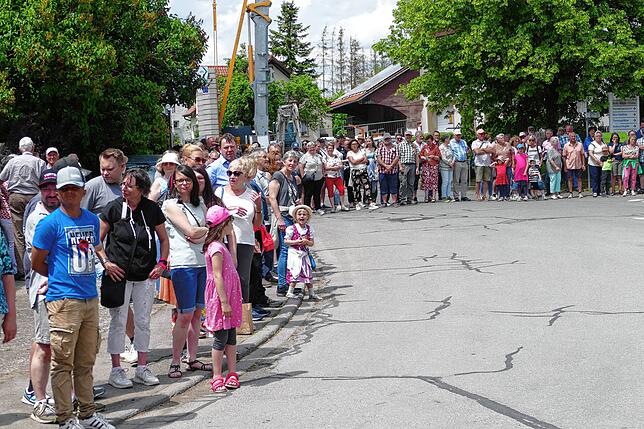 Bild 37: Jubiläumsumzug zum 175. Geburtstag der Musikkapelle Mundelfingen krönt vier stimmungsvolle Tage.