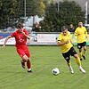 Der Öhninger Felix Wäschle (rechts) traf vier Mal in der Partie gegen den 1. FC Rielasingen-Arlen II (Deniz Ortancioglu). Die verrückte ...