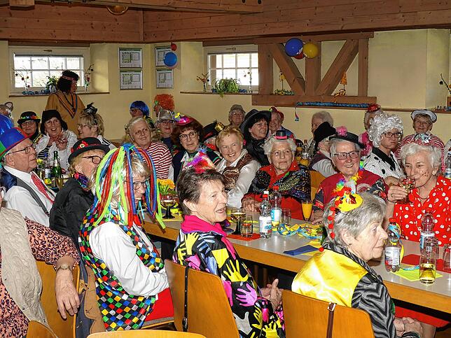 Bild 23: Die besten Bilder der Bermatinger Frauenfasnet 2025