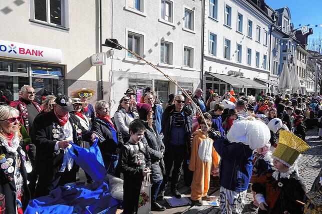 Bild 1: Die besten Bilder vom Villinger Fasnet-Umzug: Ein unvergessliches Spektakel!