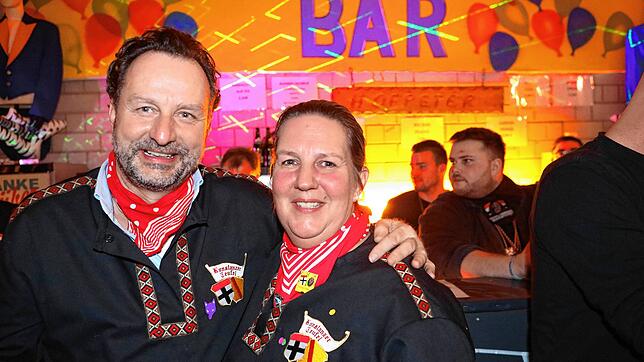 Bild 7: Die Lausbuben der Hofpeter feiern Geburtstag! Die besten Bilder vom Ball in Konstanz