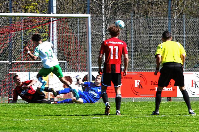 Bild 20: FC Überlingen besiegt DJK Donaueschingen mit 2:1. Wir waren mit der Kamera dabei!