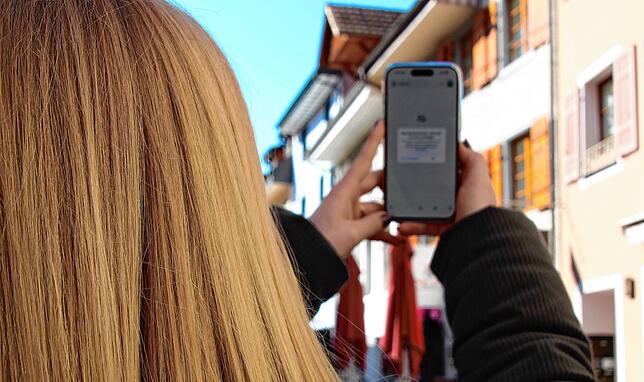 Vodafone-Kunden suchten an manchen Orten im April und Mai in Bad Säckingen vergeblich nach Netz (Symbolbild).