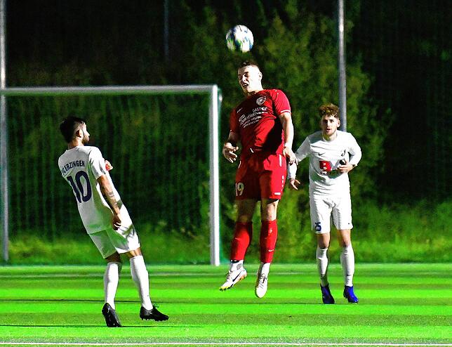 Bild 17: FC Erzingen besiegt den FC Schlüchttal mit 4:1 &ndash; und wir haben Bilder
