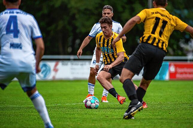 Bild 22: Reserve des SV Blau-Weiß Murg bezwingt den SV Nöggenschwiel mit 3:1 &ndash; und wir haben Bilder!