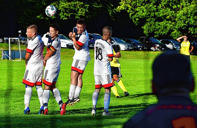 Bild 38: SV Eichsel dreht binnen drei Minuten das Spiel im Rothaus-Bezirkspokal zum 4:3-Sieg bei der SG Niederhof-Binzgen &ndash; und wir haben Bilder!