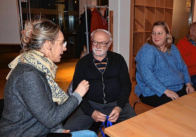 Marion Schweizer im Gespräch mit Michael Witt und Barbara Bücken, der Chefin des Markdorfer Stadtmarketings.
