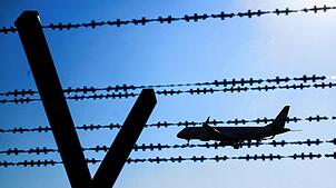 Die georgische Familie aus Brigachtal ist am Mittwoch in ihr Heimatland abgeschoben worden. Der Abschiebeflug startete in Frankfurt. ...