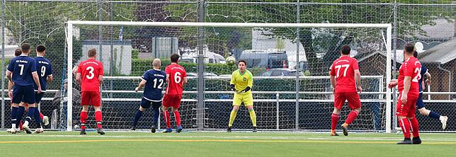 Bild 23: FC Wallbach holt die Punkte mit dem 1:0 beim VfB Waldshut &ndash; und wir haben Bilder!