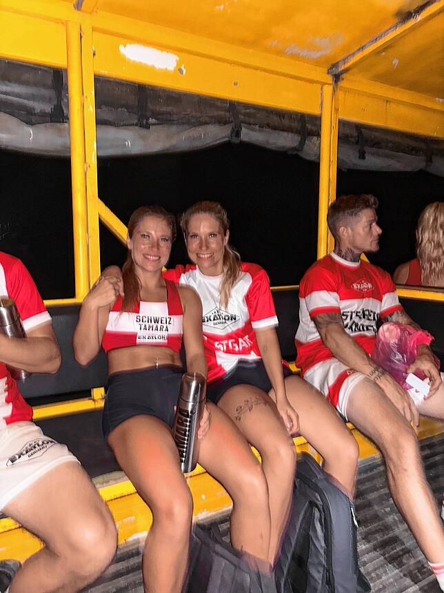 Impressionen vor Ort: Man teilte hier viele tolle Momente mit den Menschen, weine gemeinsam bei Niederlagen oder Verletzungen und jubele ...