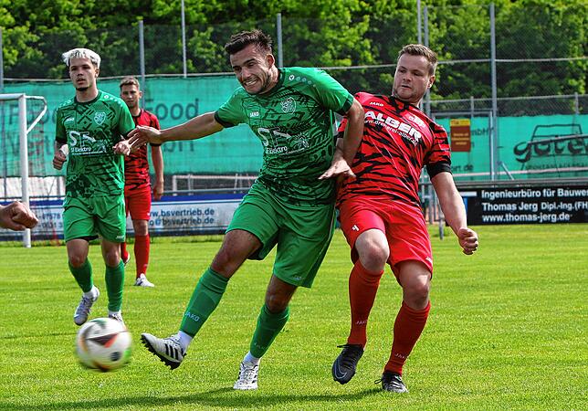 Bild 18: Vier Tore nach der Pause – TSV Aach-Linz besiegt FV Walbertsweiler. Wir waren mit der Kamera dabei!