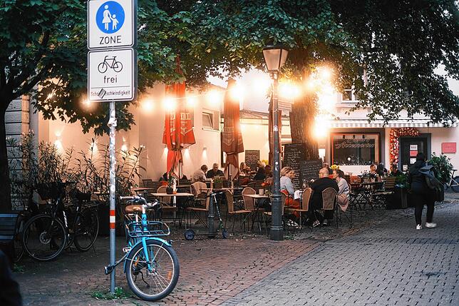 Bild 1: Streifzug durch die Niederburg: So schön zeigt sich die Konstanzer Altstadt im Spätsommer