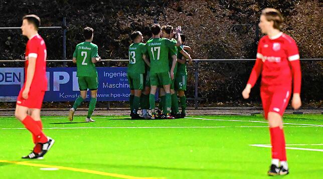 Bild 3: SV Waldhaus gewinnt 2:1 beim FC Schönau – und wir haben Fotos!