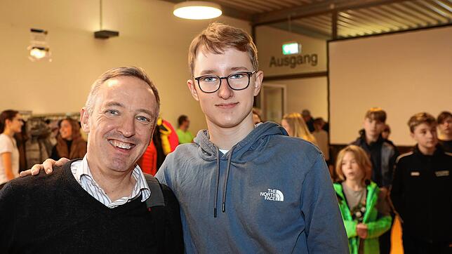 Bild 10: Endlich wieder Turngala! Fotos der Zuschauer beim großen Event in der Schänzlehalle