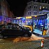 Der Schweizer Linienbus der Linie 925 in Richtung Kreuzlingen und Altnau kam aus der Sigismundstraße und wollte nach links Richtung Lago ...