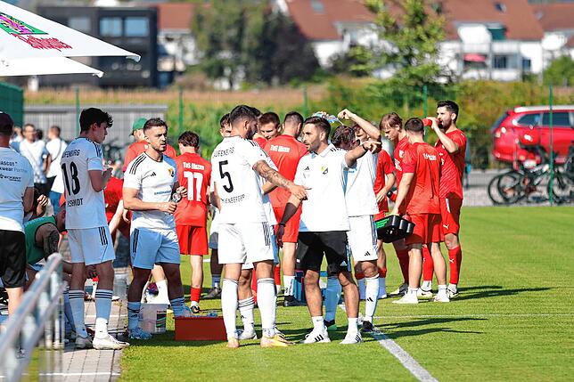 Bild 8: SV 08 Laufenburg besiegt den TuS Binzen mit 7:2 und zieht in die zweite Runde ein – wir haben Fotos!