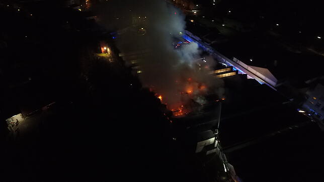 Bild : Drohnenvideo: Das ganze Ausmaß des Brandes in Wehr