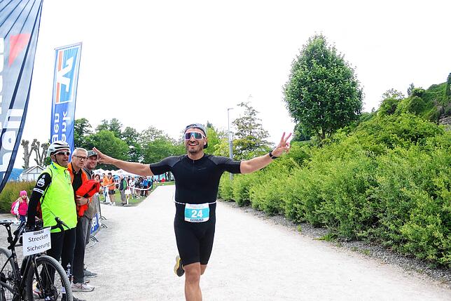 Bild 25: Galerie Swim & Run Überlingen Konstanzer Paul Nykiel siegt beim Swim & Run in Überlingen