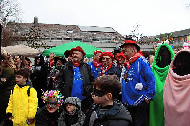 Bild 21: Fasnacht in Rielasingen: Schmotziger Fasnachtstag in bunten Bildern erleben