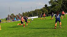 Damenmannschaften treten seit 2024 ebenfalls beim Schertle-Schmidt-Sport-Turnier des FC Birkendorf an. Während einer dieser Begegnungen ...