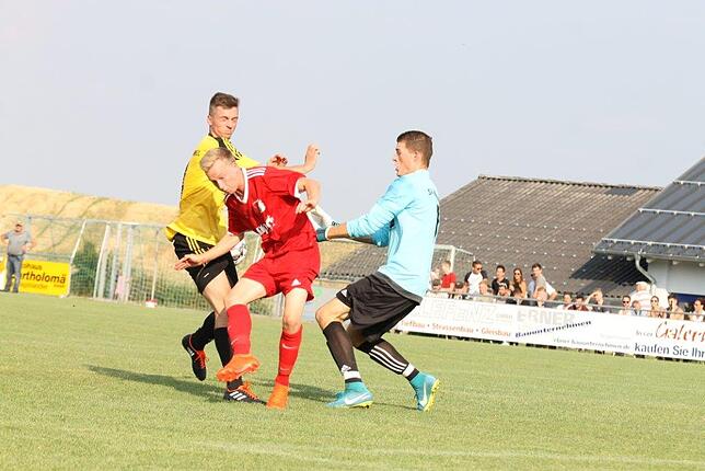 Bild 6: Bilder: SV Nöggenschwiel gewinnt Waldhaus-Cup
