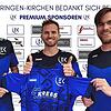 Trainersuche abgeschlossen: Vorstand Sport Stefan Hilpüsch (Mitte) freut sich, dass Daniel Slabi (rechts) und Bernd Krebs künftig die ...