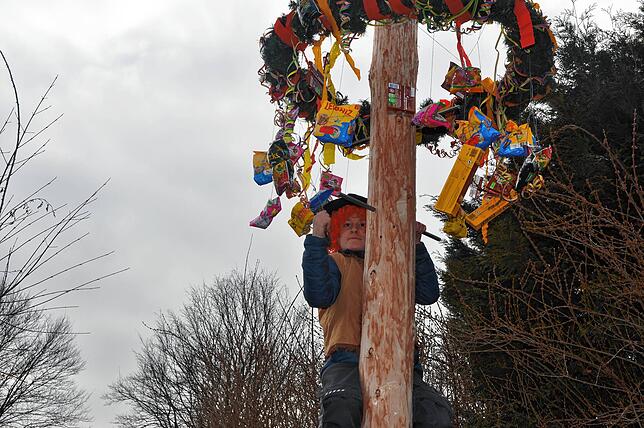 Bild 28: Die spektakulärsten Bilder vom Umzug und Narrenbaumsetzen in Bitzenhofen