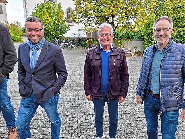 Meßmers Amtskollegen Fabian Meschenmoser (Deggenhausertal, links) und Martin Rupp (Bermatingen, rechts) waren ebenfalls auf den ...