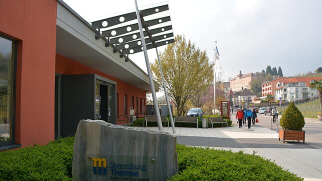 Die 2003 eröffnete Meersburg Therme ist in die Jahre gekommen, in den nächsten Jahren sind weitere Investitionen nötig, um sie ...