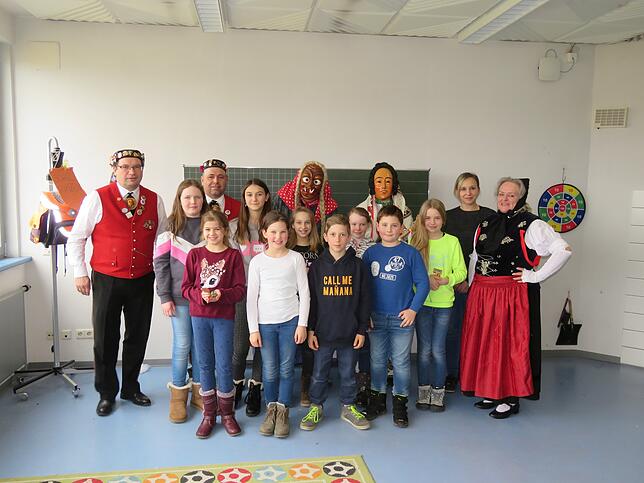 Knapp ein Viertel der Schüler ist am Montag in Geisingen anwesend. Die Narrenzunft Grünwinkel ist aber dennoch in der Schule zu Gast, ...