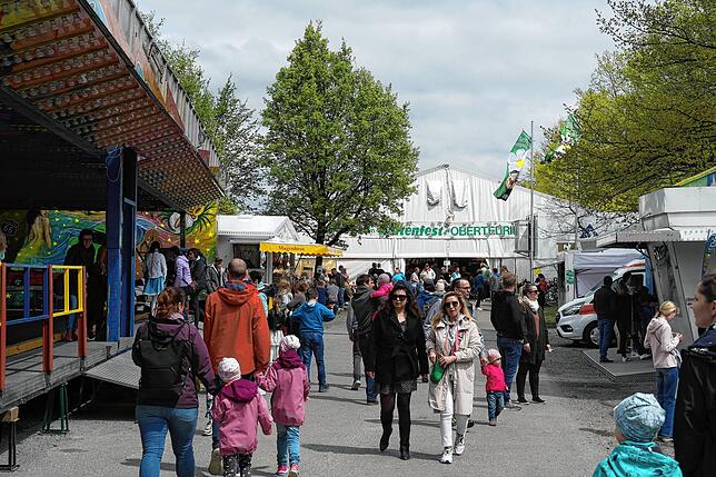 Bild 12: Bilder vom Sonntagsfrühschoppen beim Blütenfest in Oberteuringen