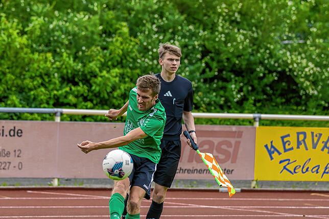 Bild 37: FC Tiengen 08 verabschiedet Trainer Erkan Kanli mit 1:0 gegen den SV Mundingen – wir haben Fotos!