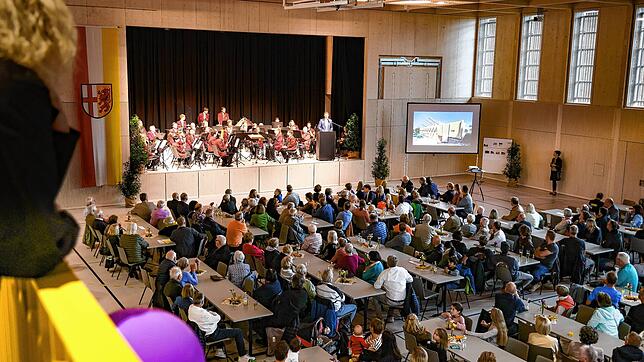 Die neue Markolfhalle bietet bei Kulturveranstaltungen Raum für insgesamt 700 Besucher. In der alten Halle durften gerade einmal 525 ...