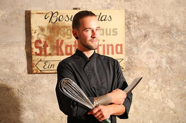 In den geheimnisvollen Gemäuern des alten Klosters St. Katharina kocht Sebastian Kopitzki exklusive Gerichte mit Geschichte.